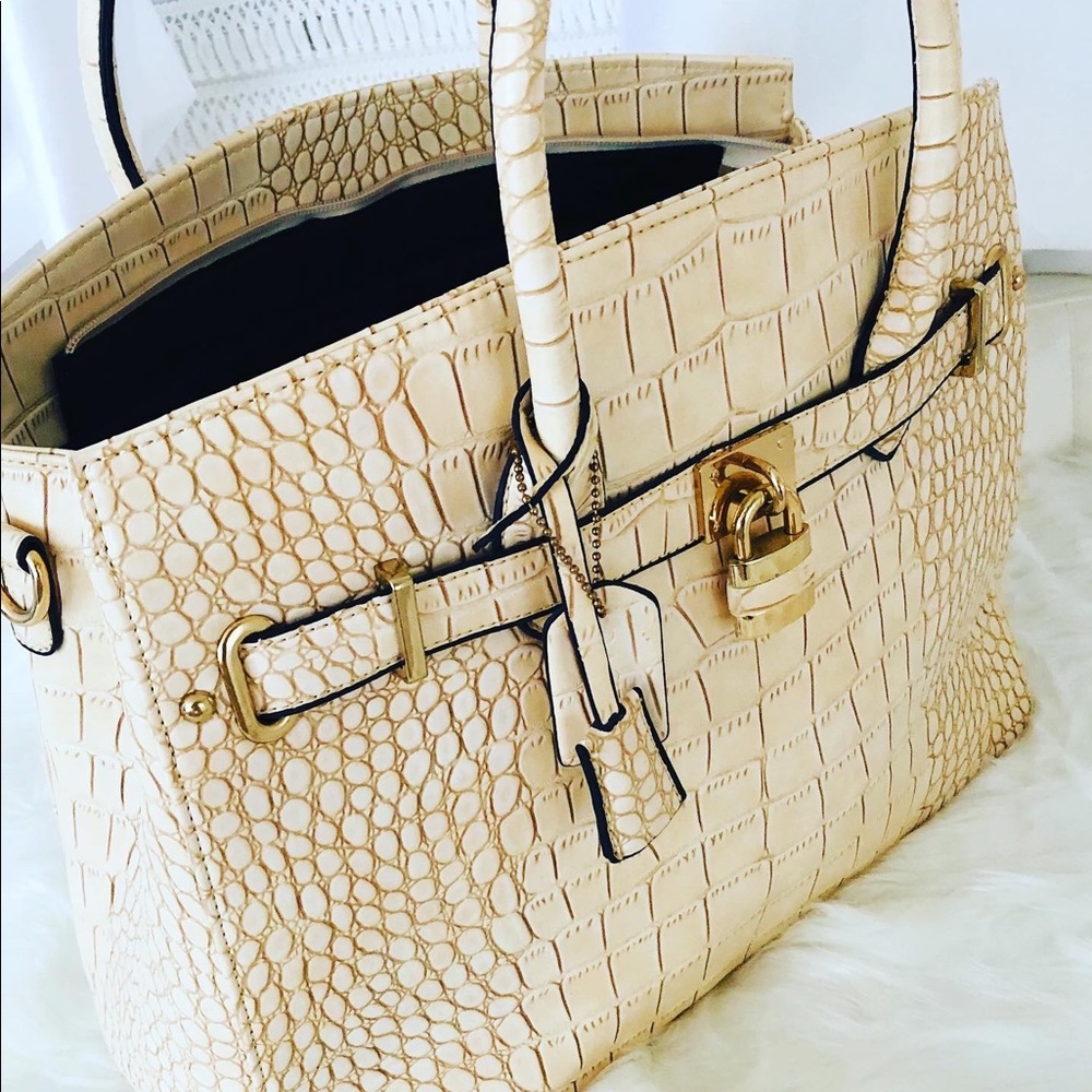 Handbag - Picture 5 of 5